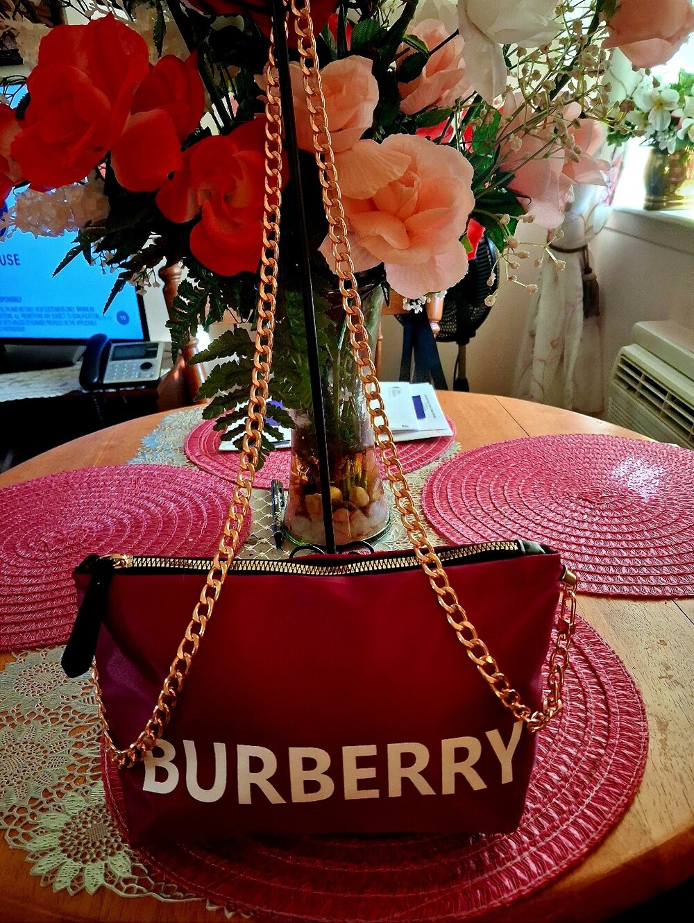 Burberry Magenta/White Spellout Logo Clutch/Crossdody Bag